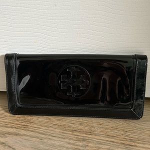 Tory Burch patent leather wallet clutch
